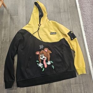 MAKOBI Yellow and Black Graphic Hoodie Size 5xb Street Wear